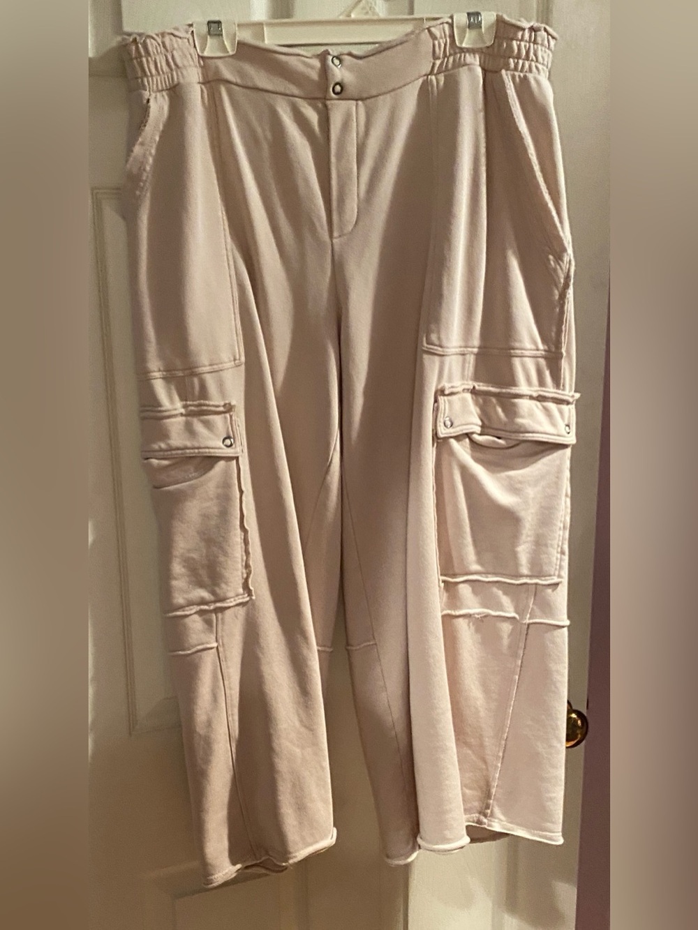 Wide-Leg Cargo Pants in Light Taupe